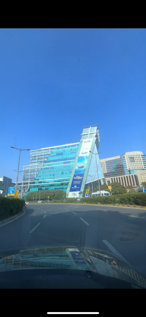 Why Is Cyber Hub Gurgaon Famous ?
